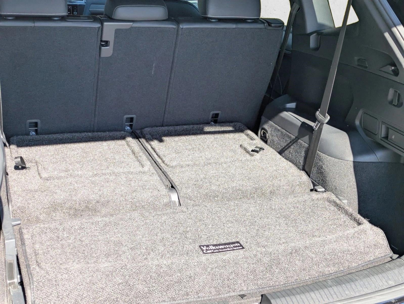 2023 Volkswagen Tiguan 2.0T SE R-Line Black FWD