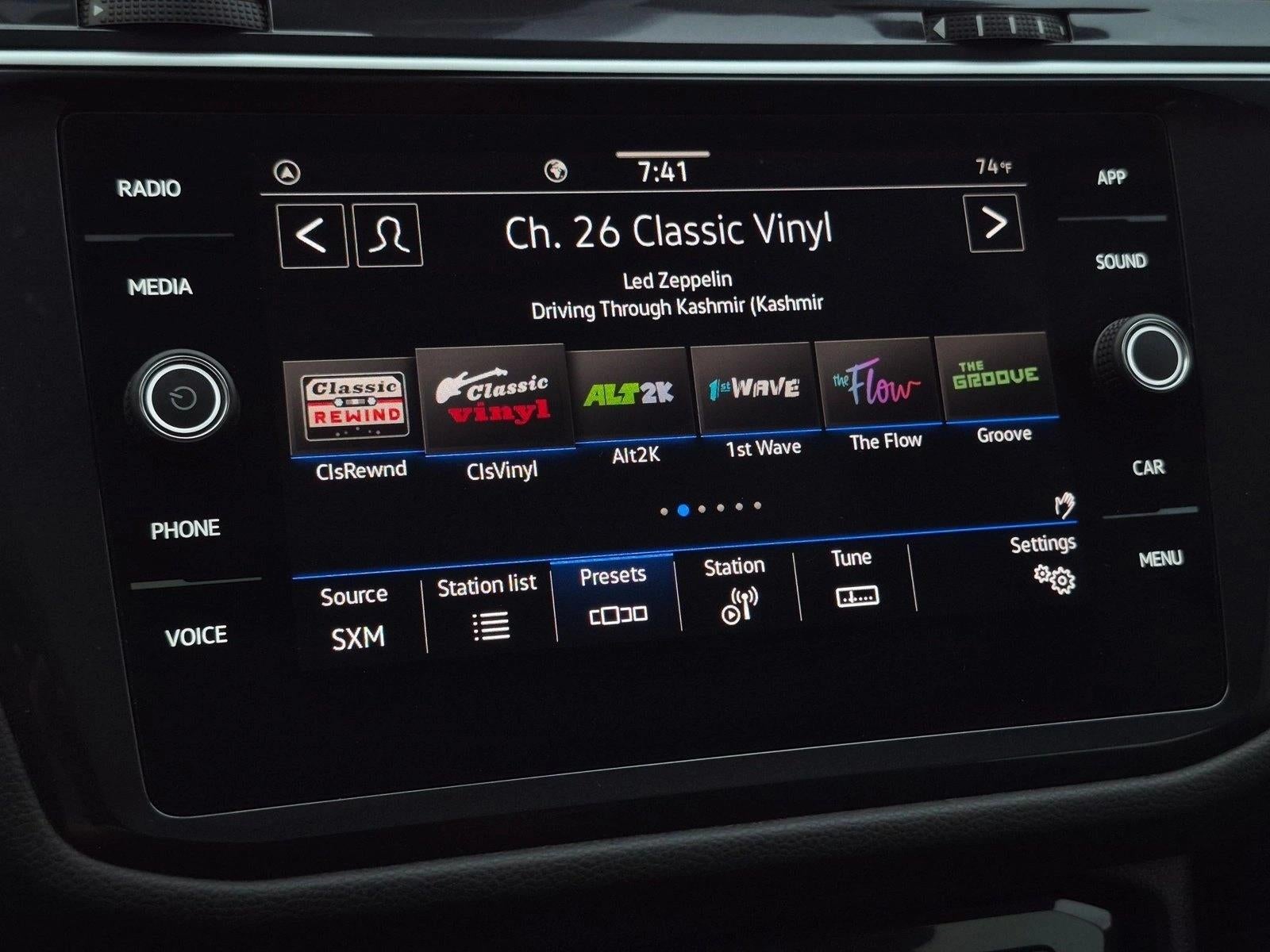 2024 Volkswagen Tiguan 2.0T SE FWD