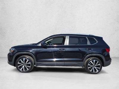 2022 Volkswagen Taos SE FWD