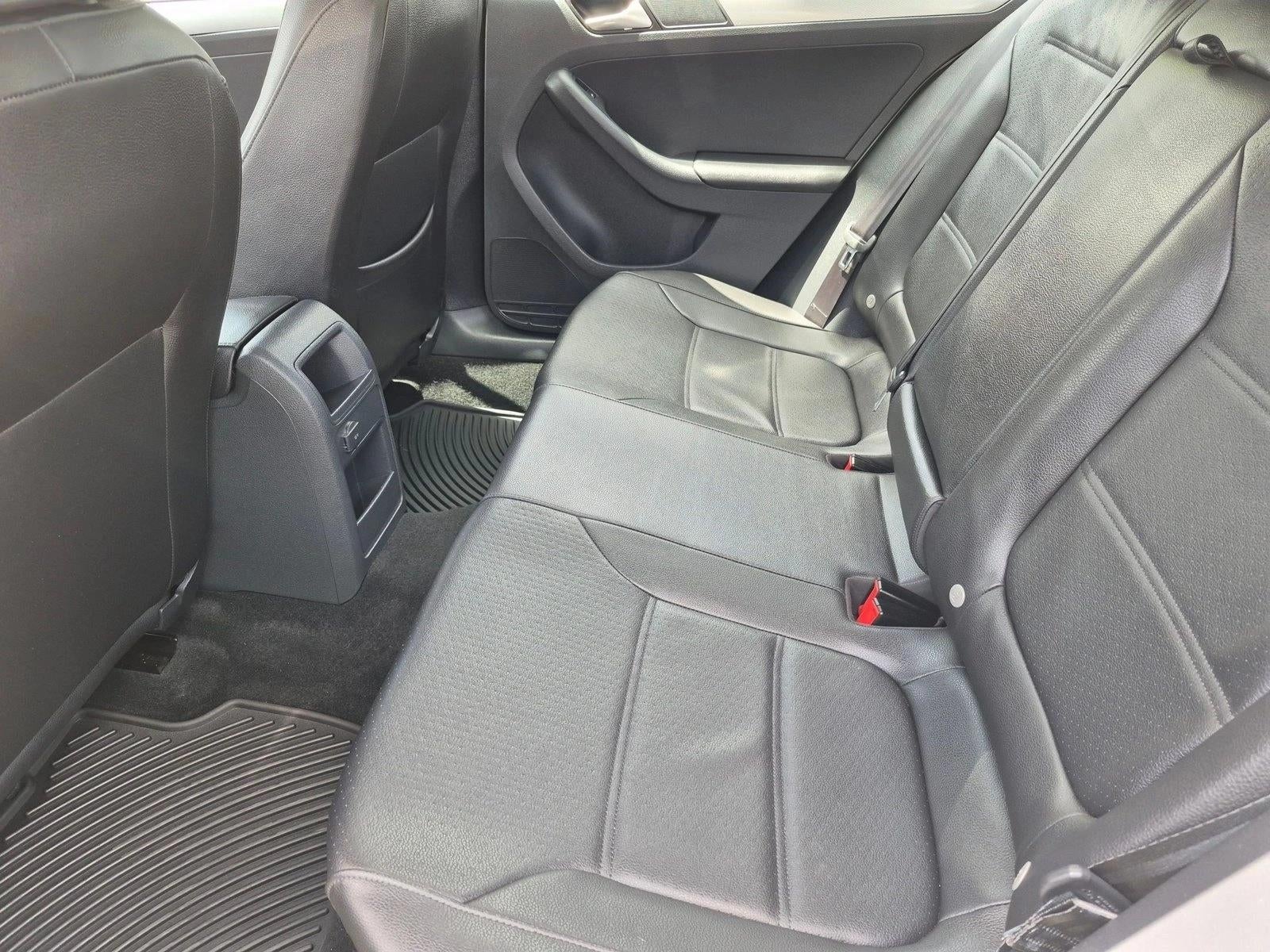 2017 Volkswagen Jetta 1.4T SE Manual