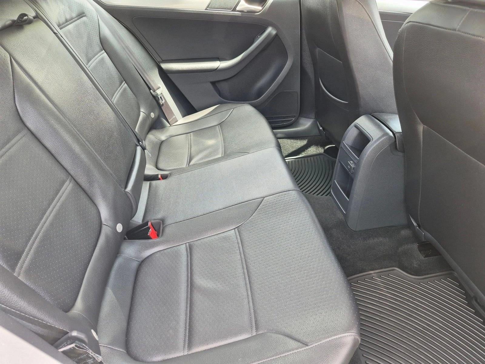 2017 Volkswagen Jetta 1.4T SE Manual