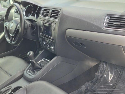 2017 Volkswagen Jetta 1.4T SE Manual