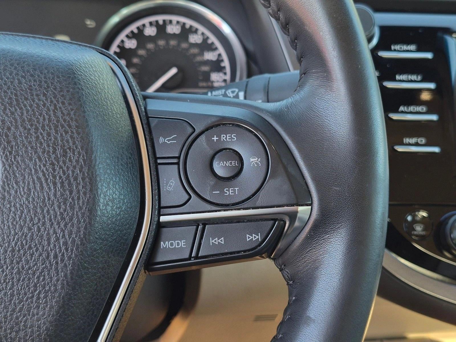 2018 Toyota Camry XLE Auto (SE)