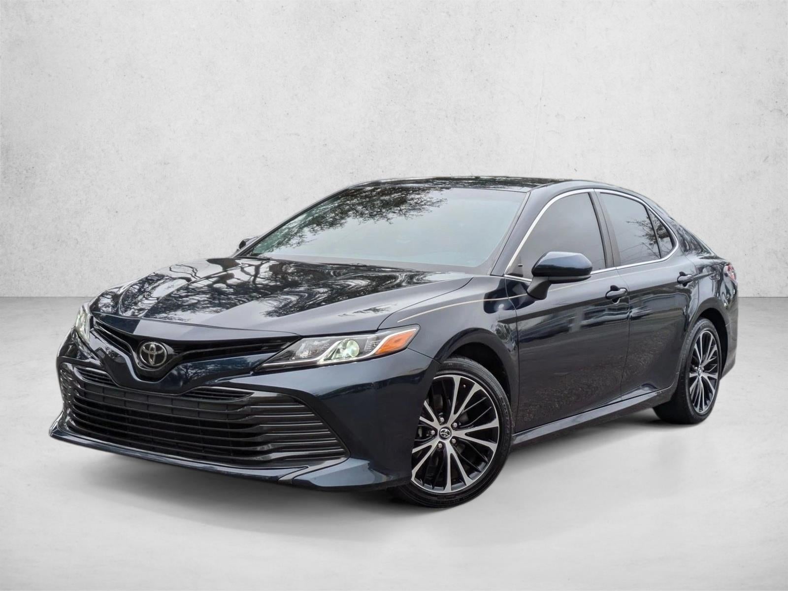 2018 Toyota Camry LE Auto (SE)