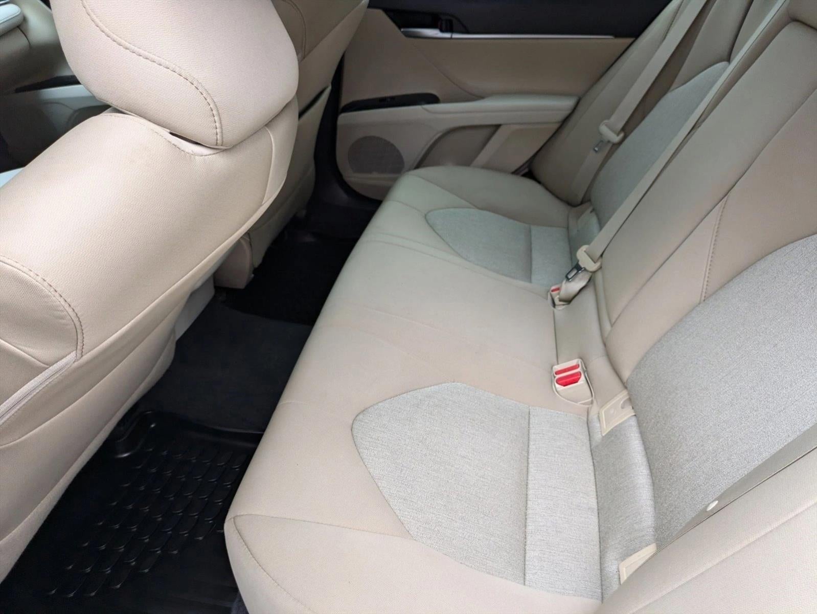 2018 Toyota Camry LE Auto (SE)