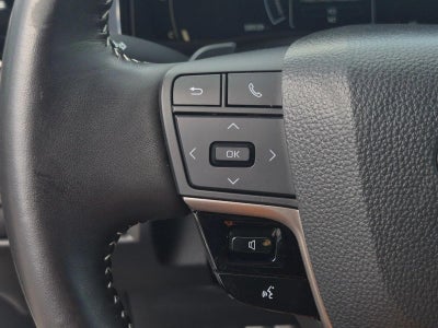 2025 Toyota Camry SE (Natl)