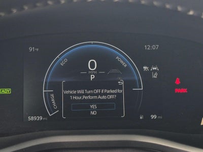 2025 Toyota Camry SE (Natl)