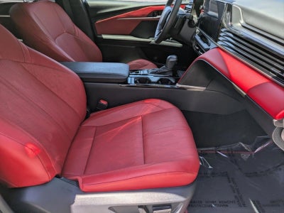 2025 Toyota Camry XSE (Natl)