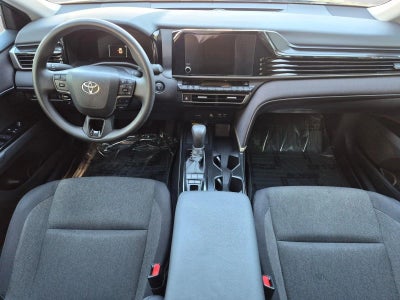 2025 Toyota Camry LE (SE)