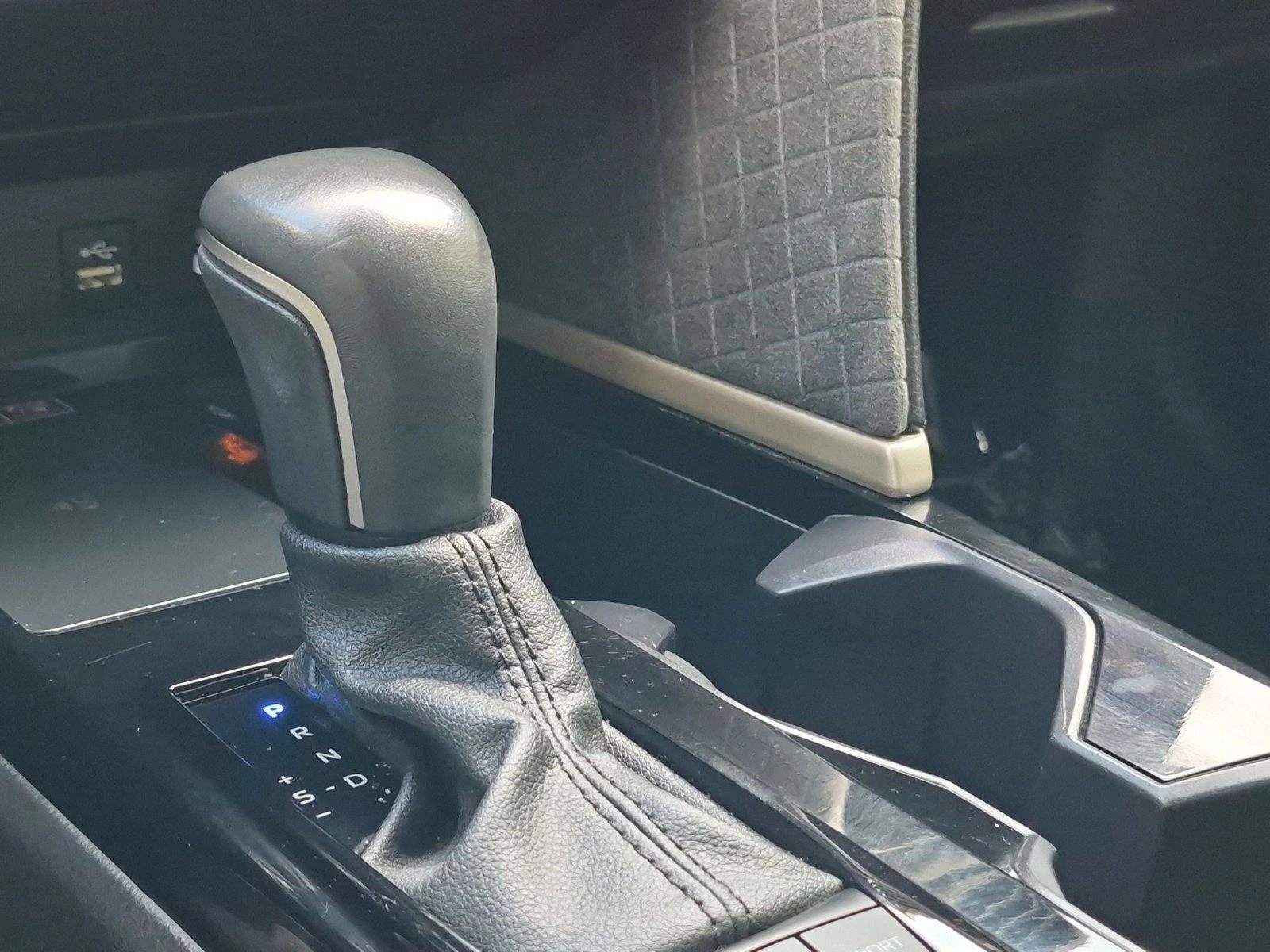 2025 Toyota Camry XLE (Natl)