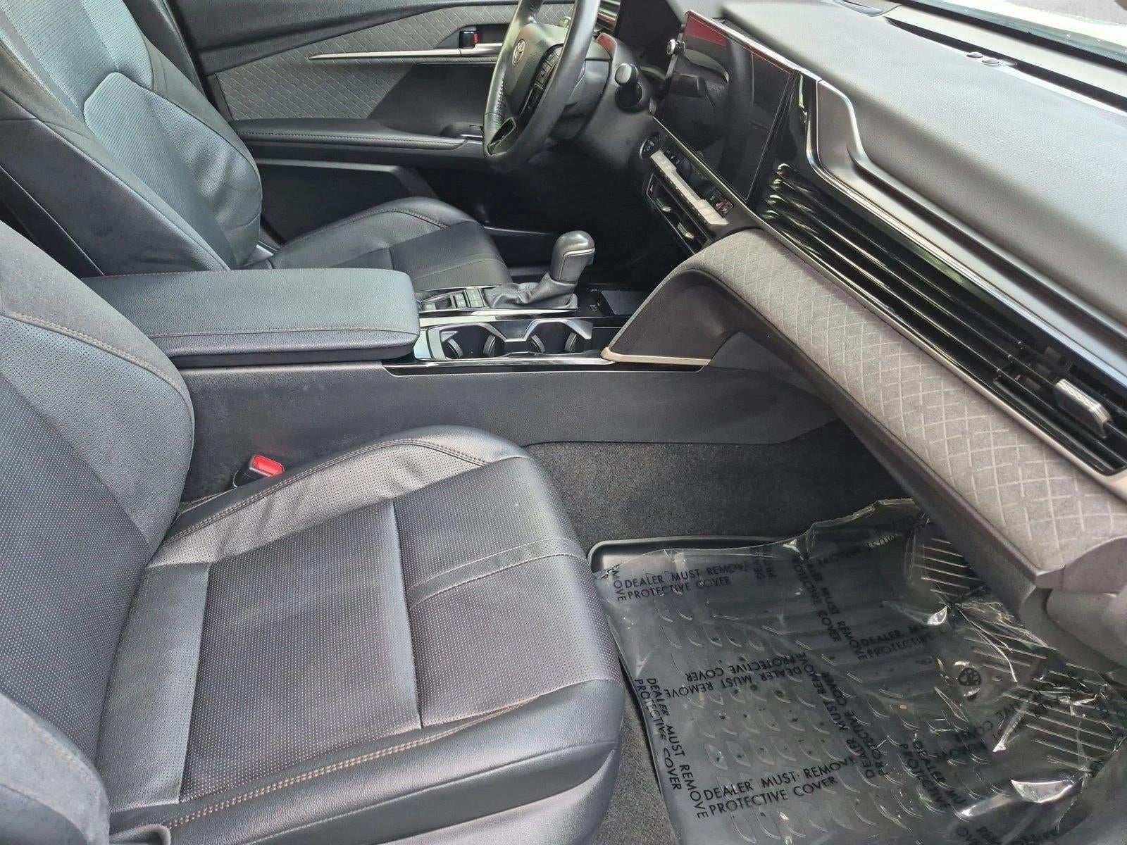 2025 Toyota Camry XLE (Natl)