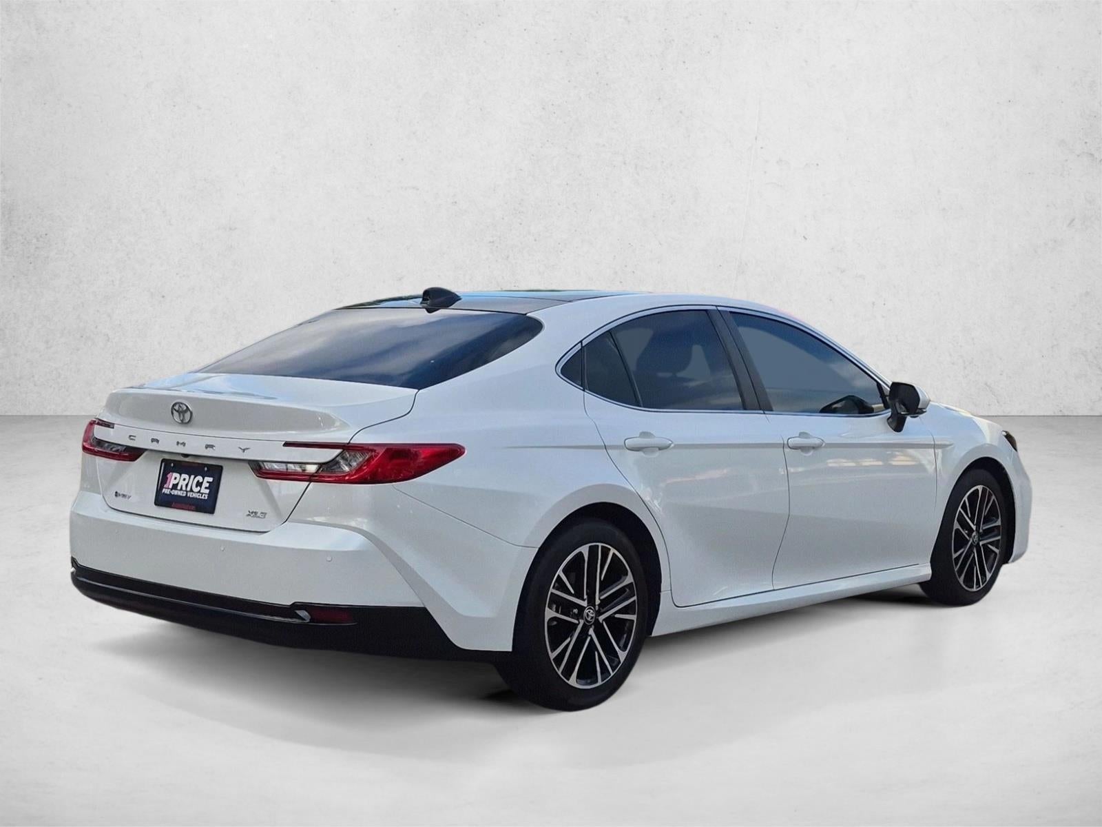 2025 Toyota Camry XLE (Natl)