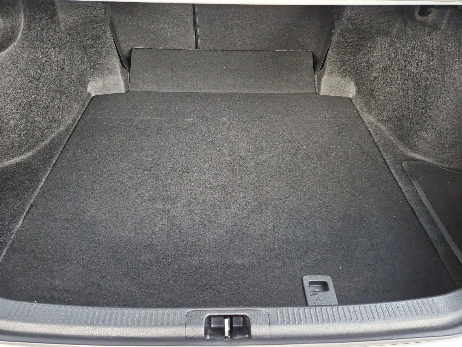 2025 Toyota Camry XLE (Natl)
