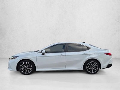2025 Toyota Camry XLE (Natl)