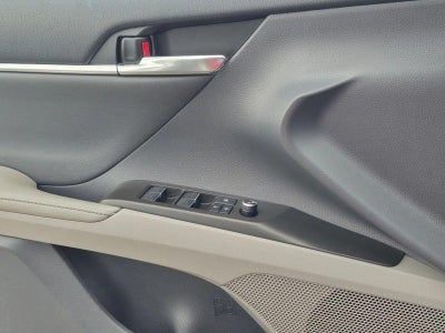 2021 Toyota Camry XLE Auto (SE)