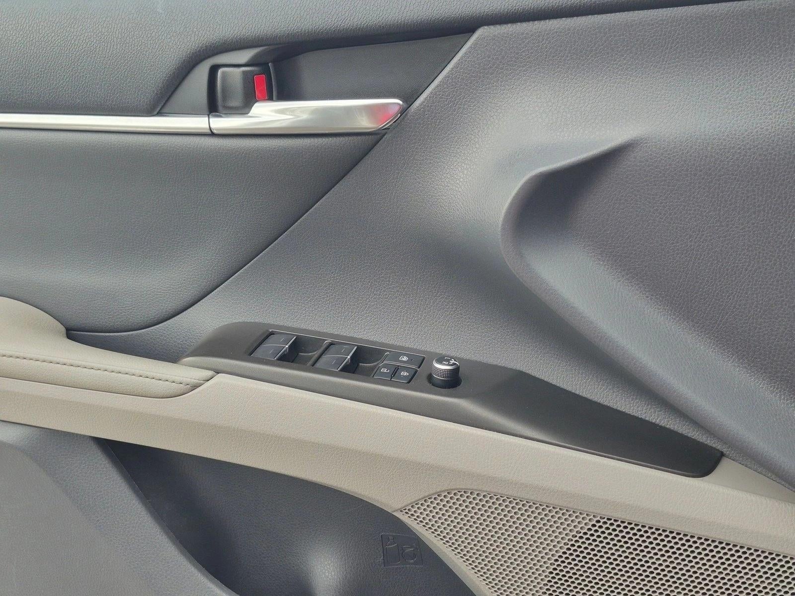 2021 Toyota Camry XLE Auto (SE)