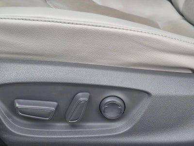 2021 Toyota Camry XLE Auto (SE)