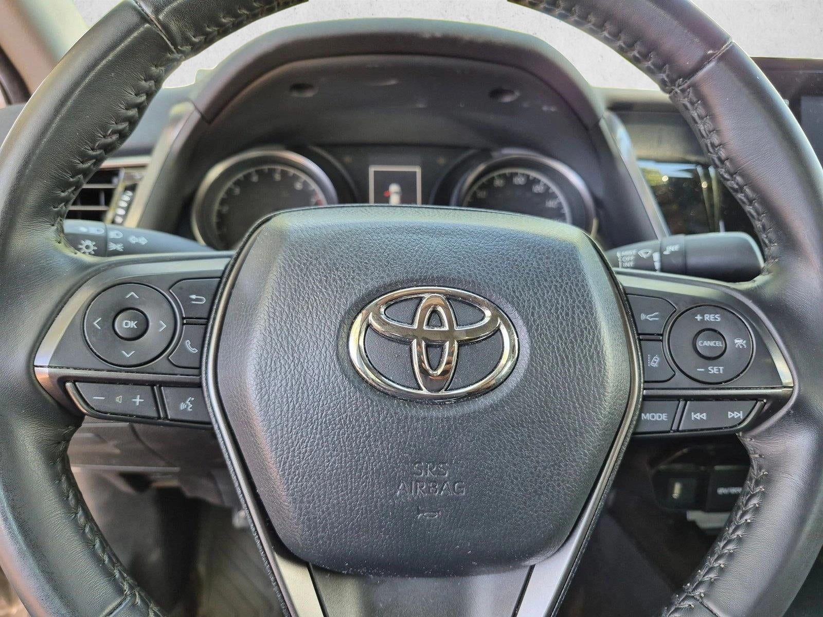 2021 Toyota Camry SE Auto (SE)