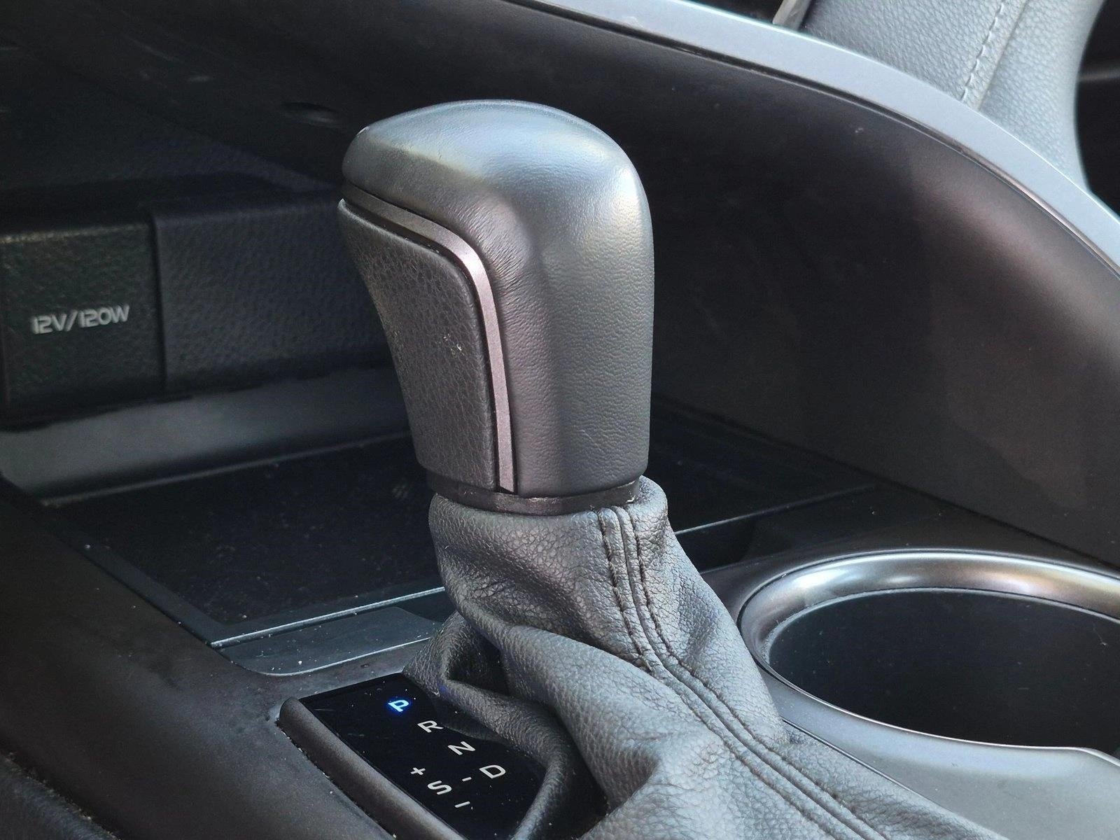 2021 Toyota Camry SE Auto (SE)