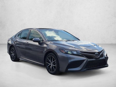 2021 Toyota Camry SE Auto (SE)