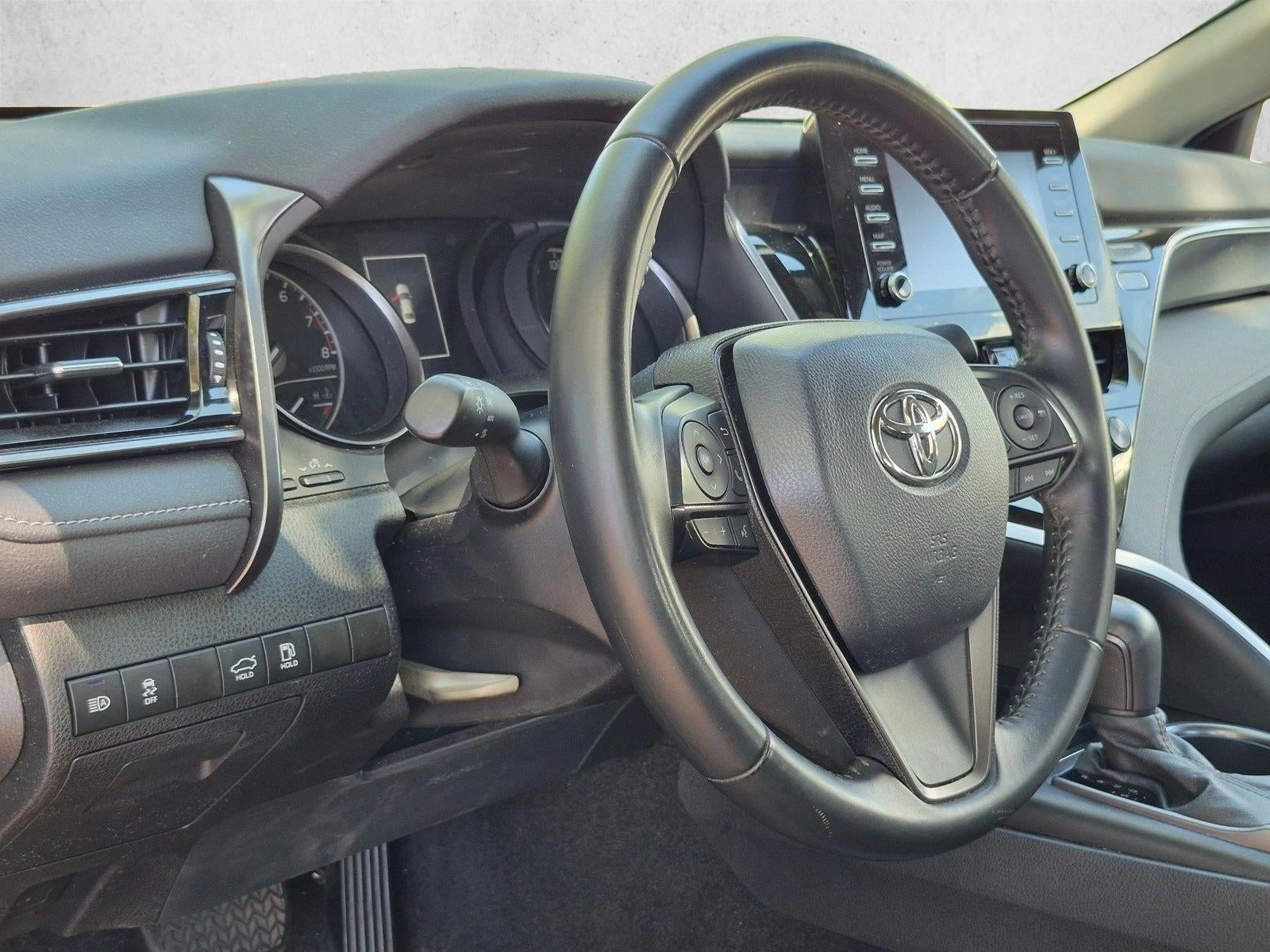 2021 Toyota Camry SE Auto (SE)