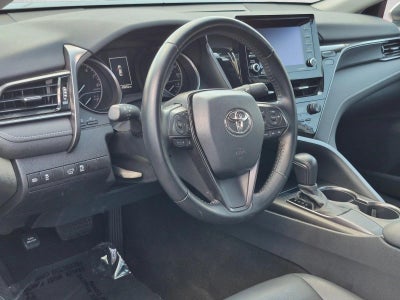 2021 Toyota Camry SE Auto (SE)