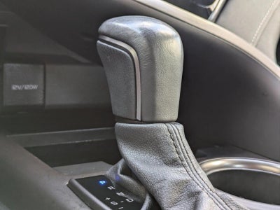 2024 Toyota Camry Hybrid SE CVT (Natl)