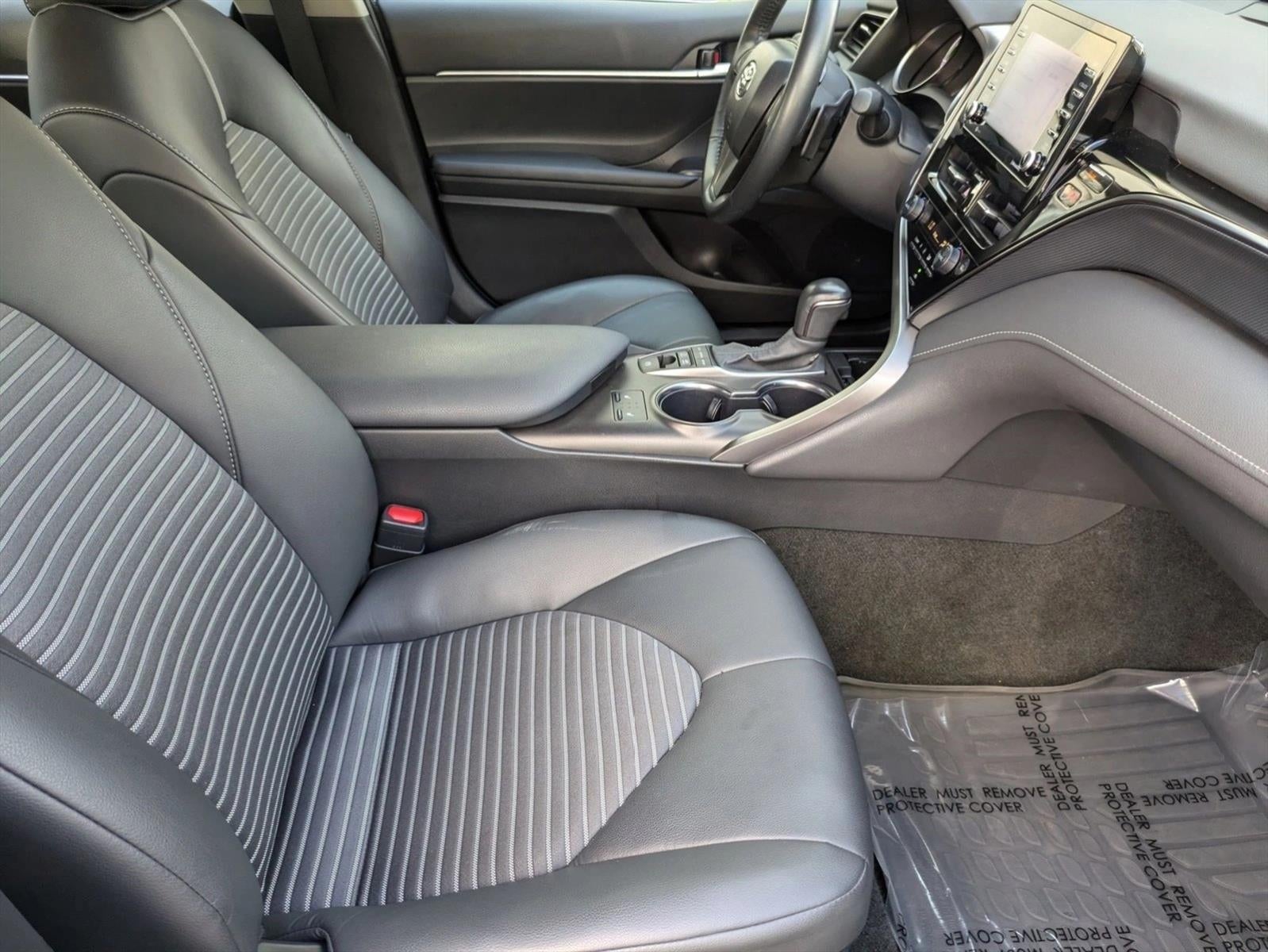 2024 Toyota Camry Hybrid SE CVT (Natl)