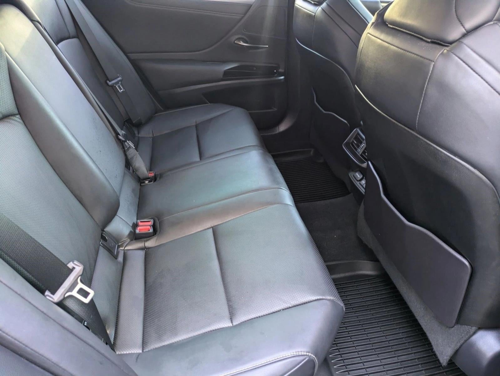 2023 Lexus ES 300h F SPORT Handling FWD