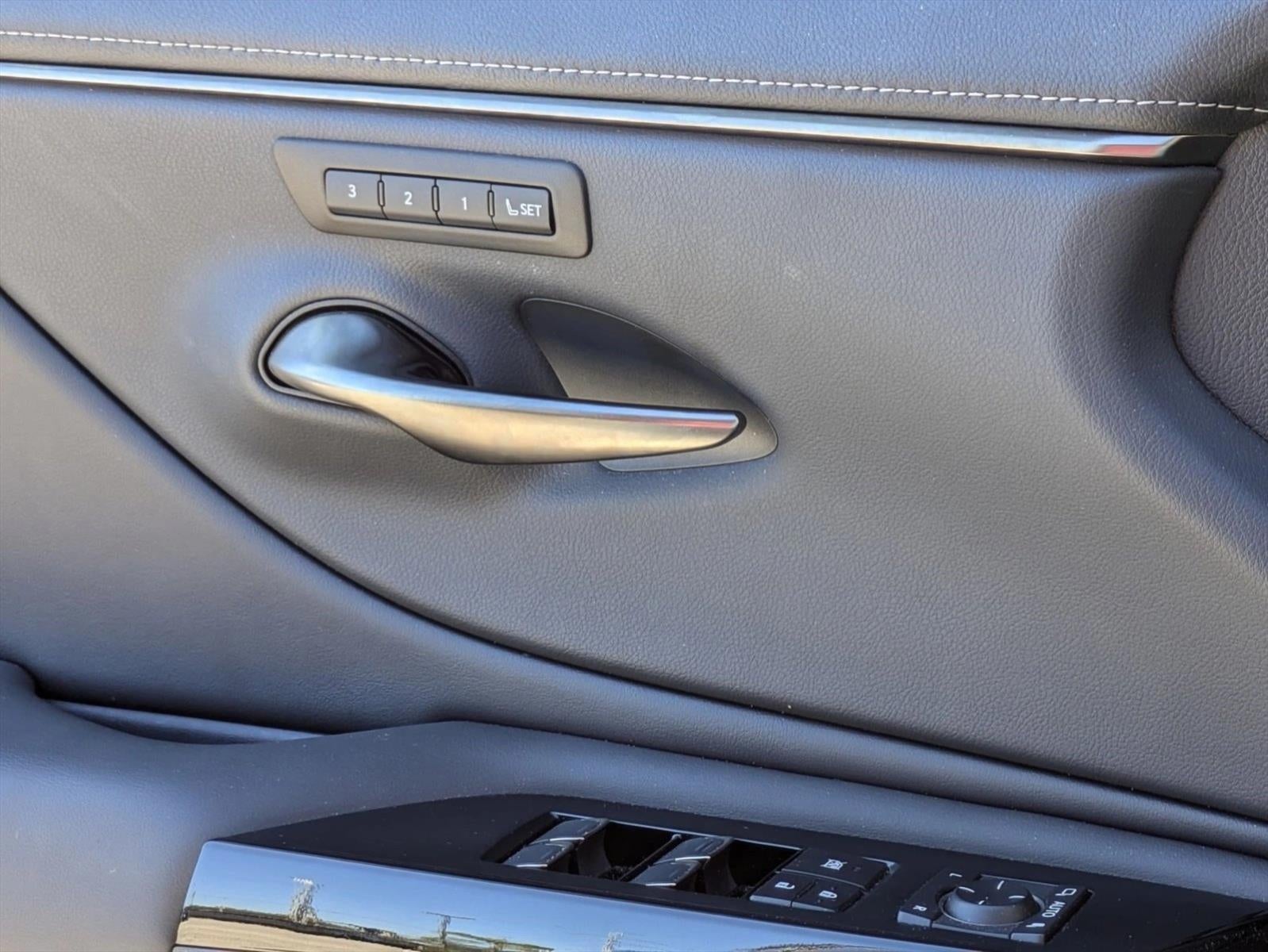 2023 Lexus ES 300h F SPORT Handling FWD