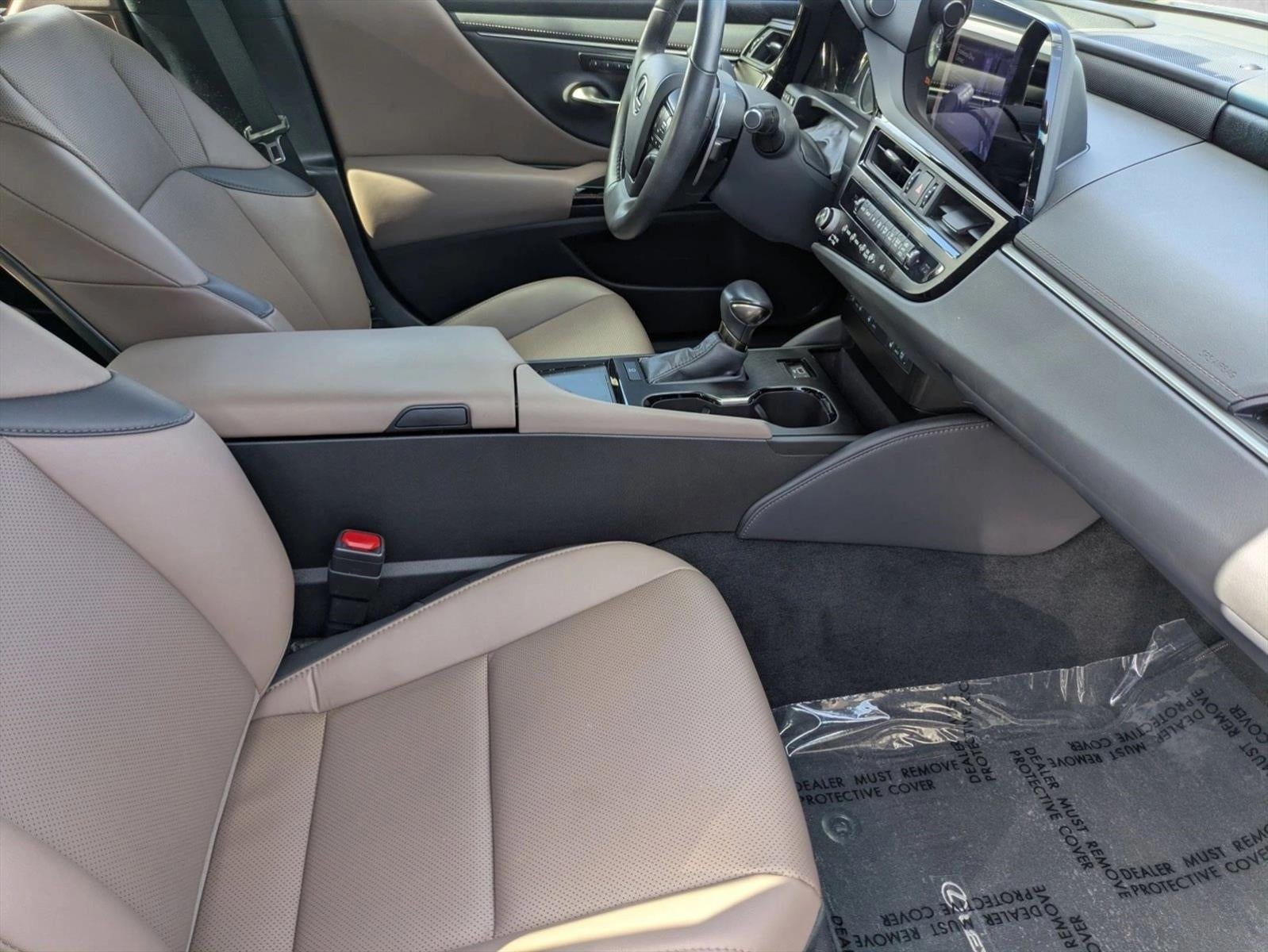 2024 Lexus ES 250 AWD