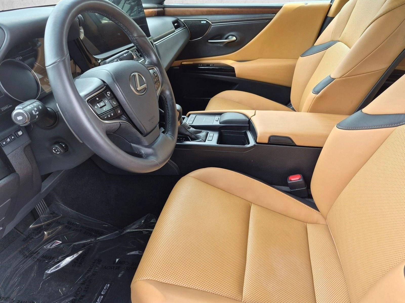 2022 Lexus ES 300h FWD