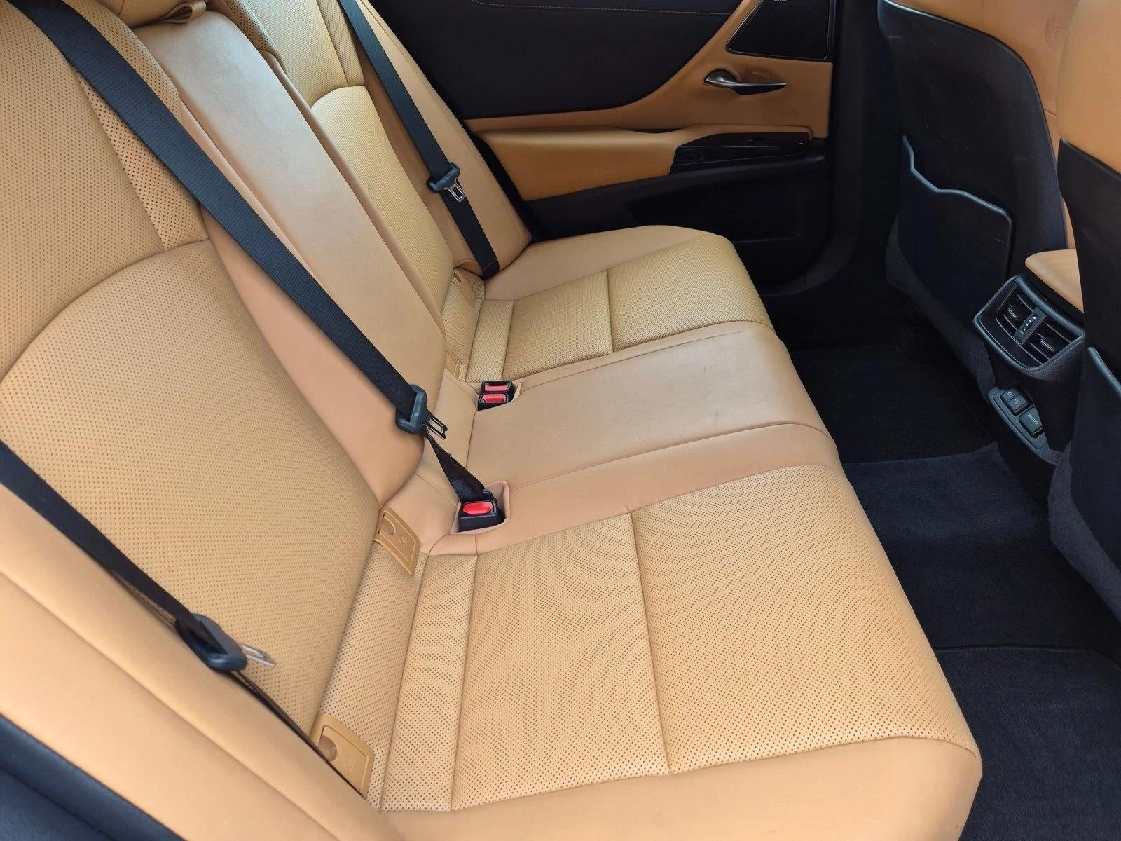 2022 Lexus ES 300h FWD