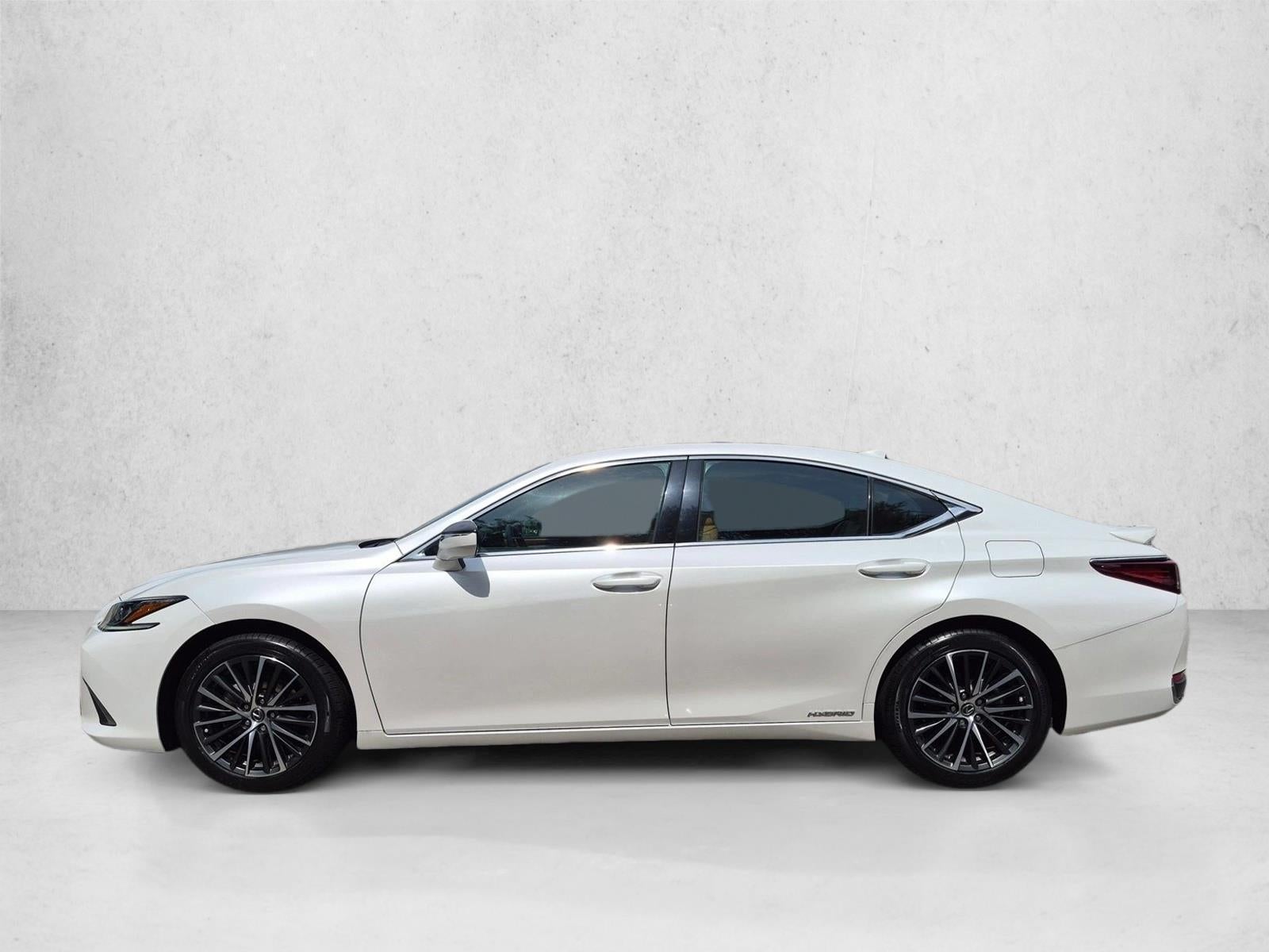 2022 Lexus ES 300h FWD