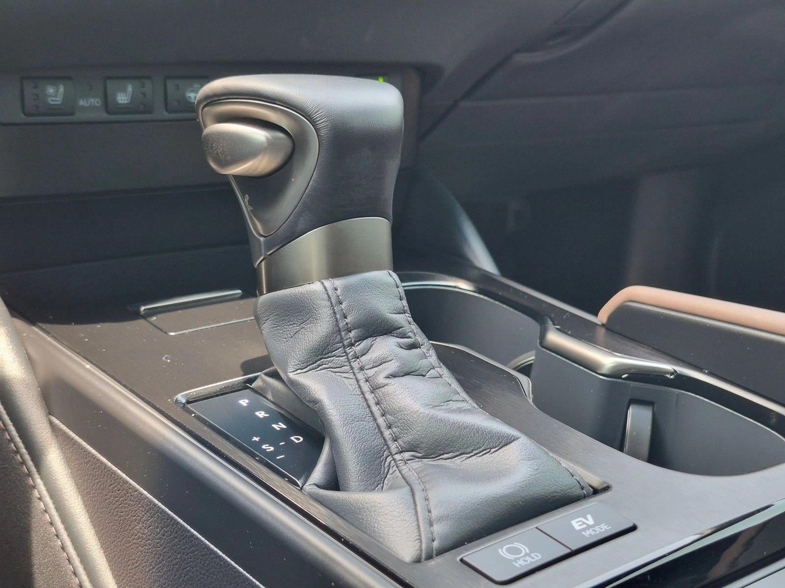 2025 Lexus ES 300h FWD