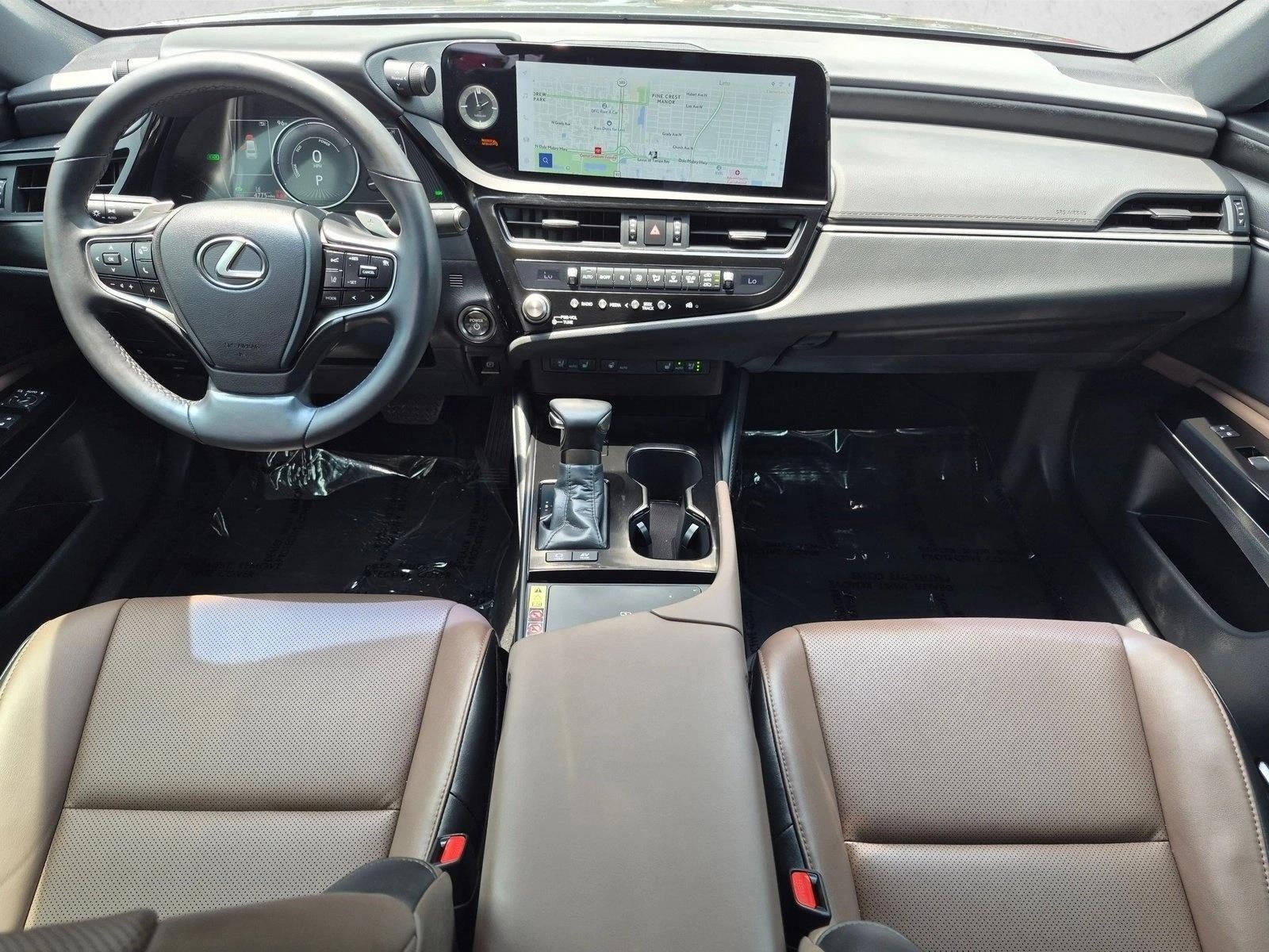 2025 Lexus ES 300h FWD