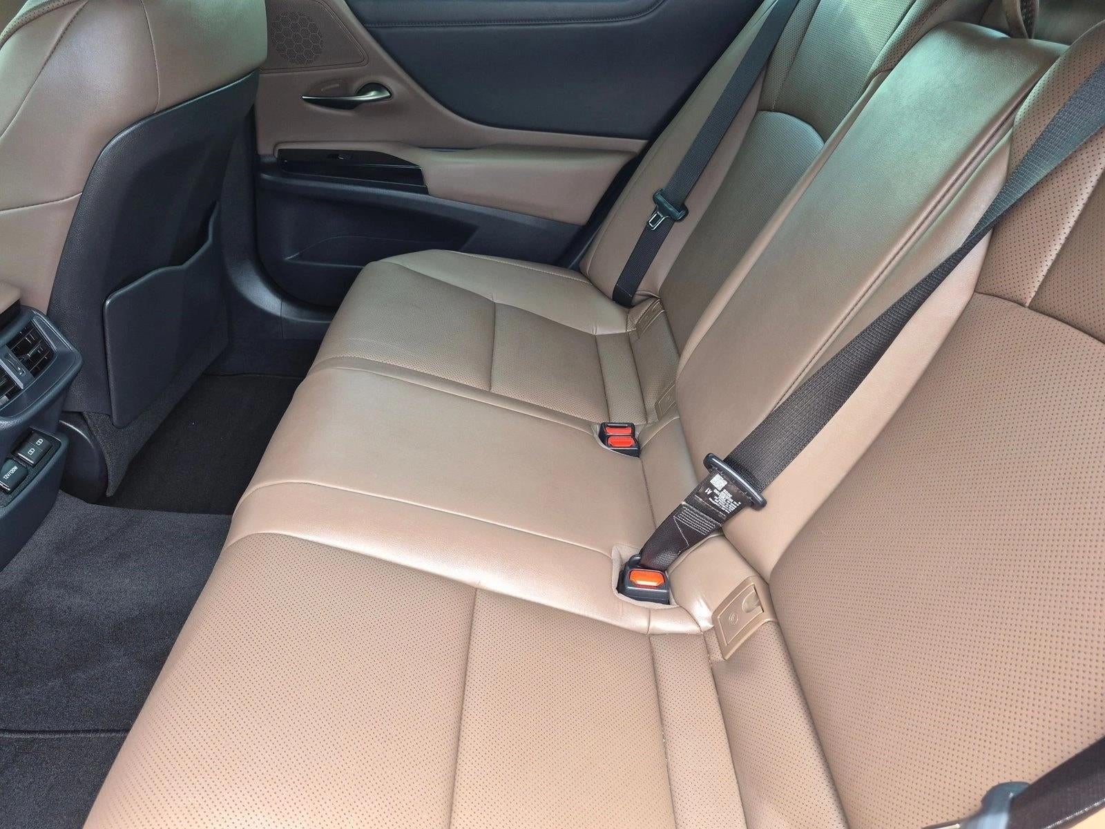 2025 Lexus ES 300h FWD