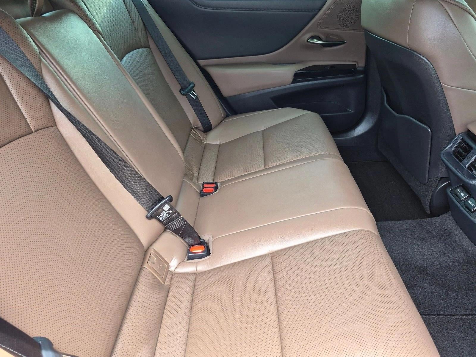 2025 Lexus ES 300h FWD