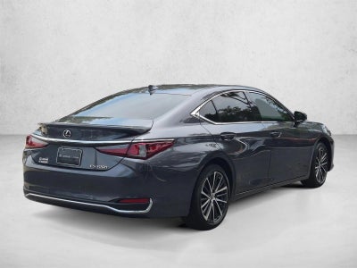 2025 Lexus ES 300h FWD