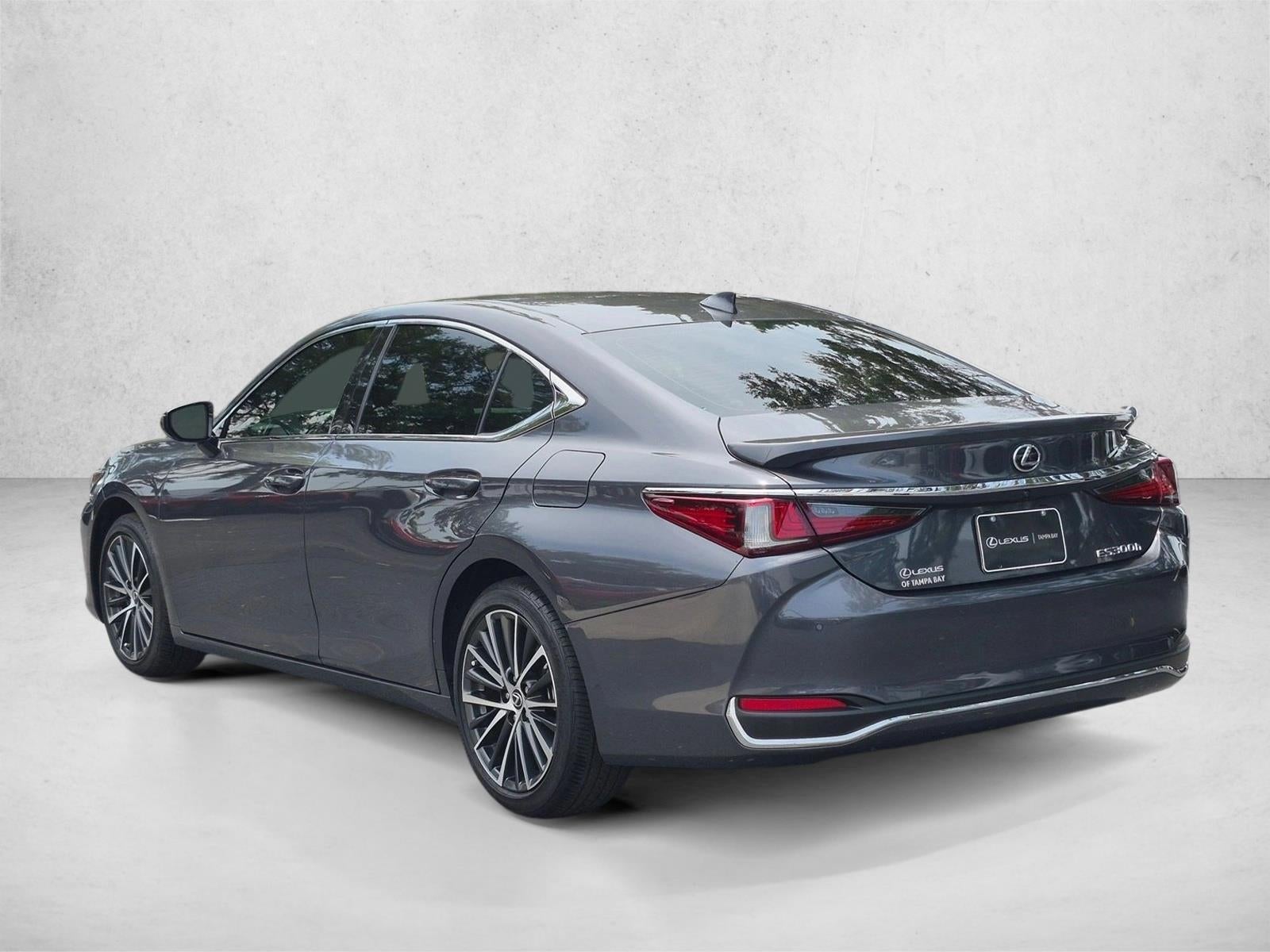 2025 Lexus ES 300h FWD