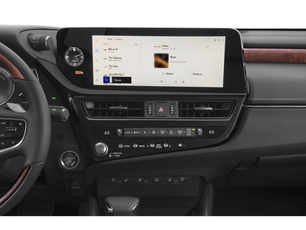 2023 Lexus ES 300h Ultra Luxury FWD