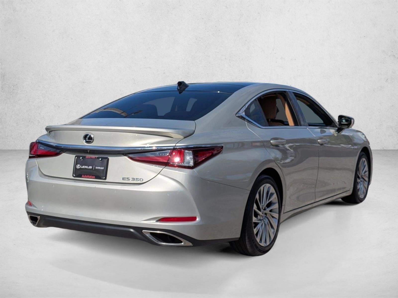 2022 Lexus ES 350 Ultra Luxury FWD