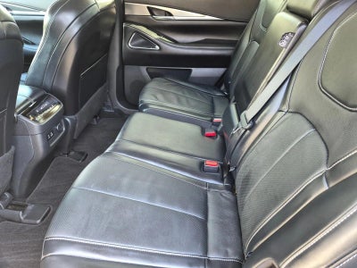 2023 INFINITI QX60 LUXE FWD