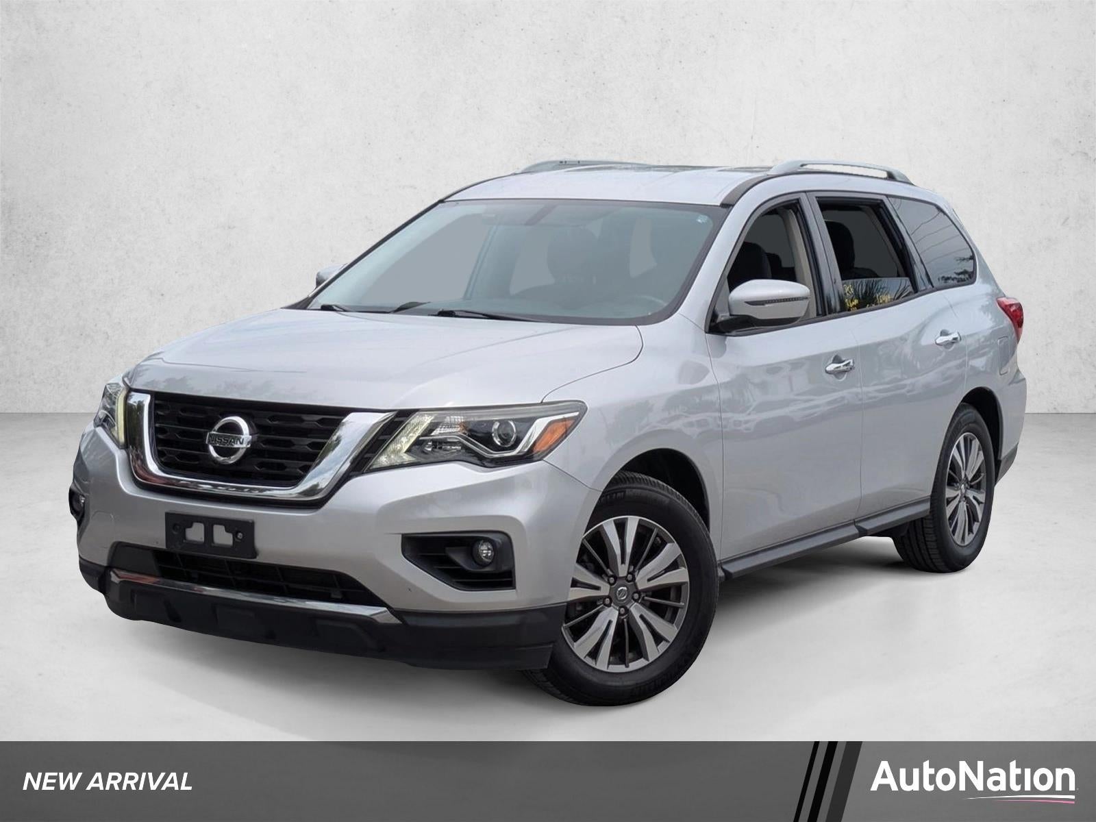2019 Nissan Pathfinder FWD SV