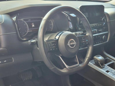 2022 Nissan Pathfinder SL 2WD