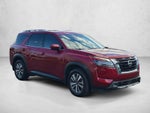 2022 Nissan Pathfinder SL 2WD
