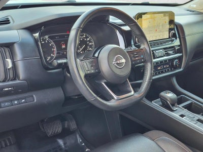2023 Nissan Pathfinder SL 2WD
