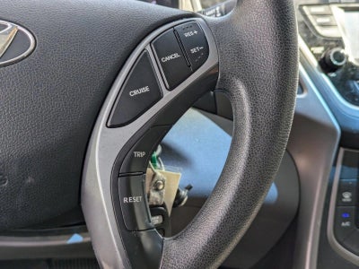 2016 Hyundai ELANTRA 4dr Sdn Auto SE