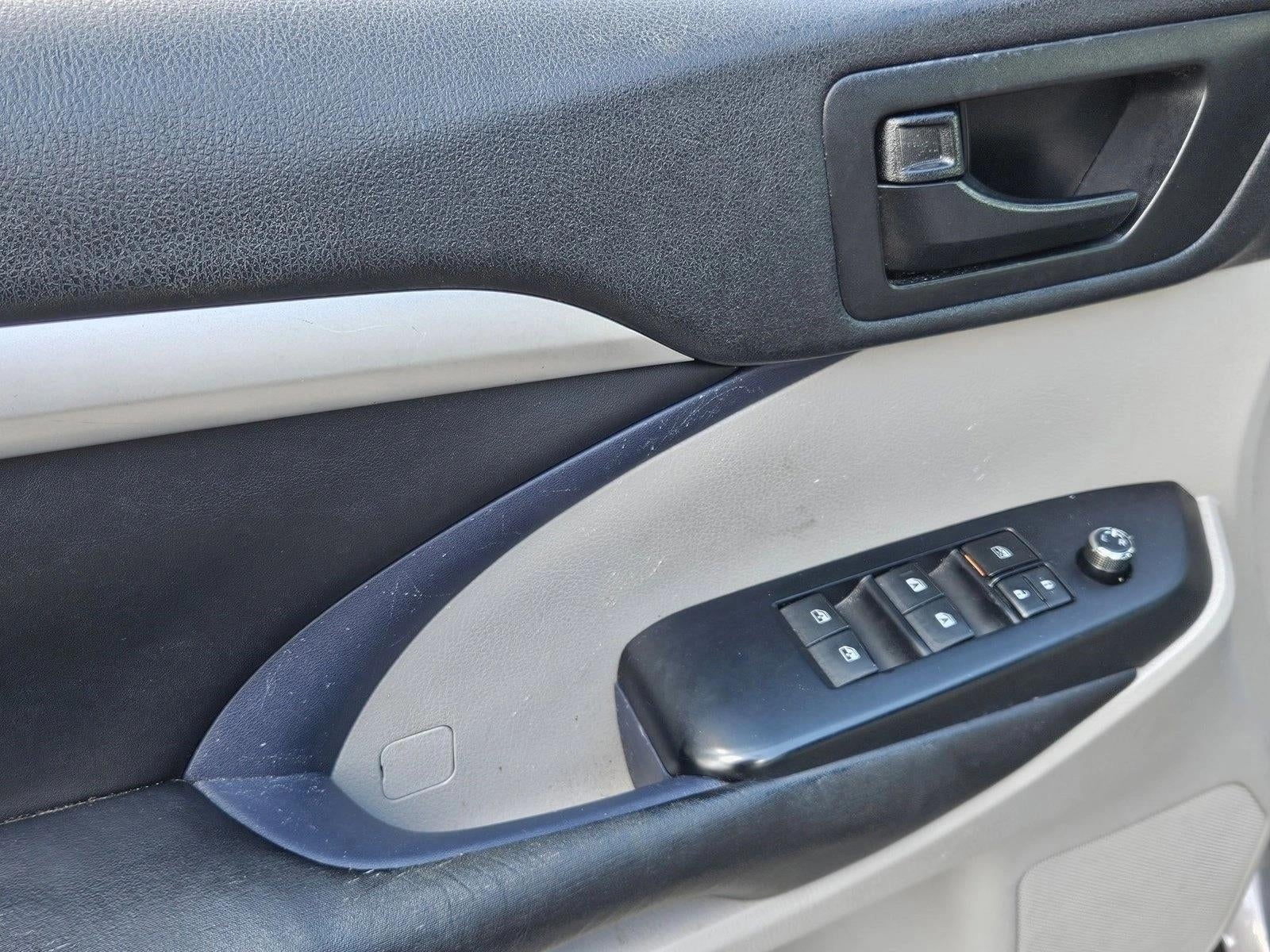 2018 Toyota Highlander LE Plus V6 AWD (Natl)