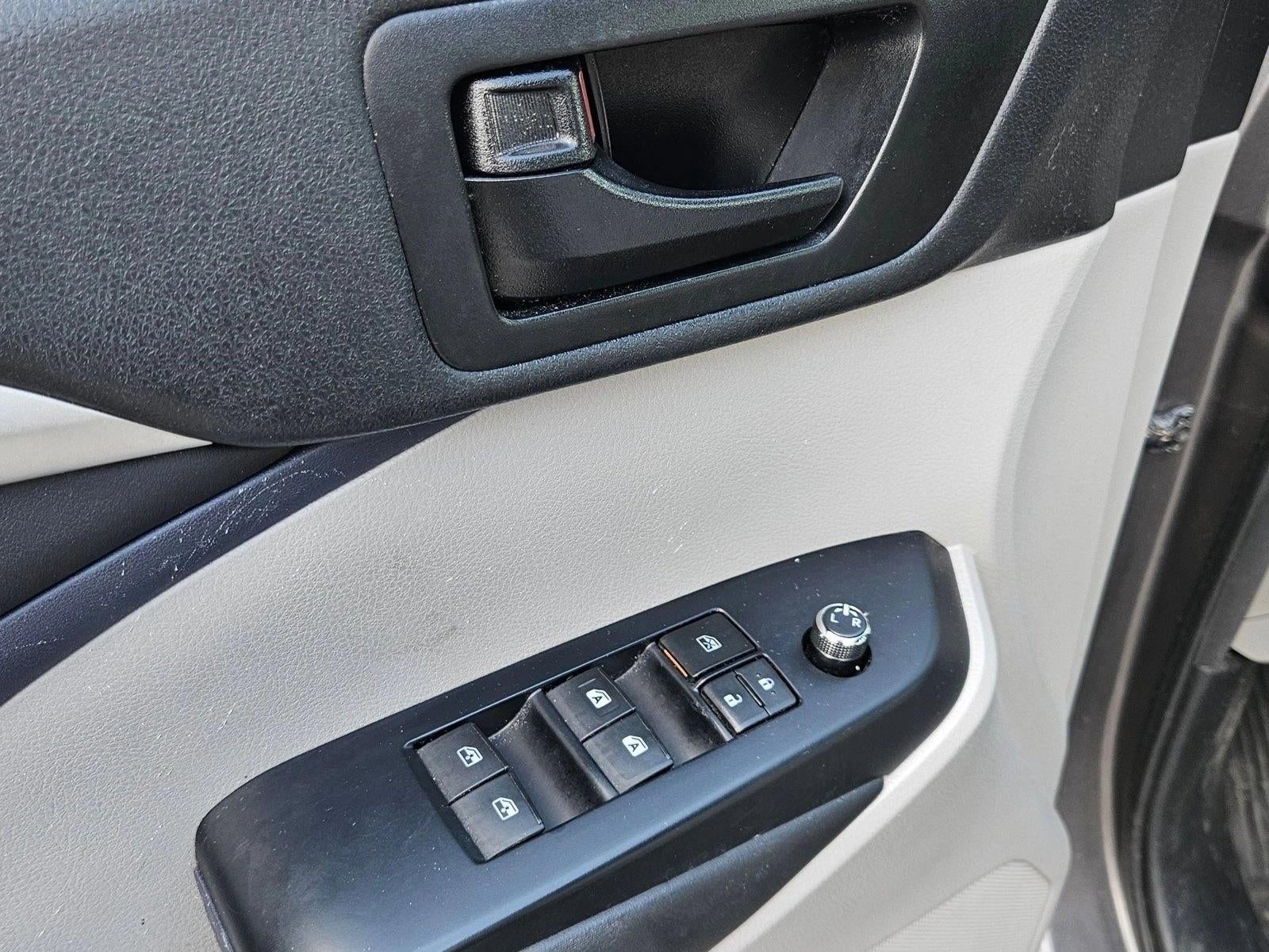 2018 Toyota Highlander LE Plus V6 AWD (Natl)